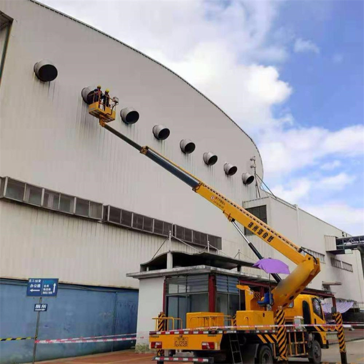 寿县高空作业车出租服务：专业广告牌安装解决方案