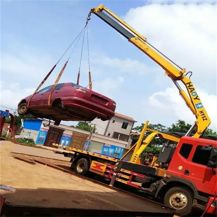 寿县吊车吊汽车的正确方法